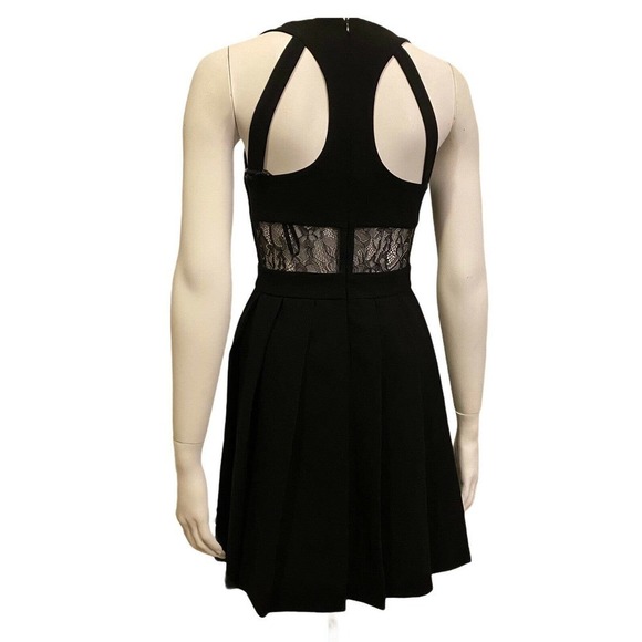 BCBGeneration Dress Size 4 Women's Black Lace Inset Deep V Neck A Line Mini - Picture 2 of 10